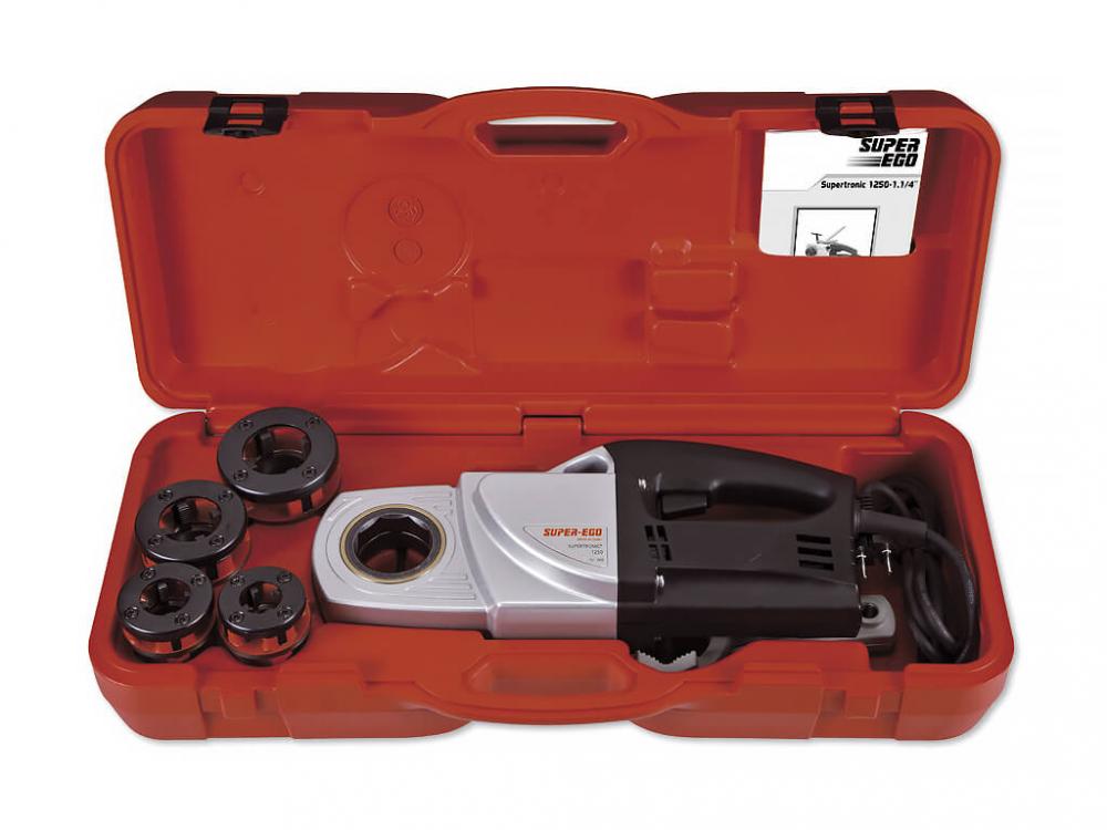 Электрический клупп SUPER-EGO supertronic 1250 230v набор в кейсе с головками 1/2”-1.1/4” Электрический клупп SUPER-EGO supertronic 1250 230v набор в кейсе с головками 1/2”-1.1/4”