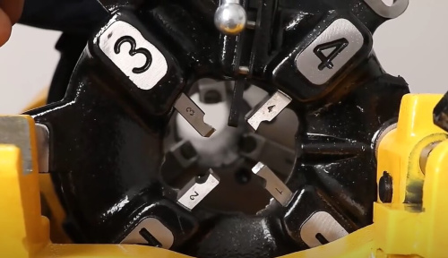 Электрический резьбонарезной станок HONGLI ZK50A (1/2"-2")