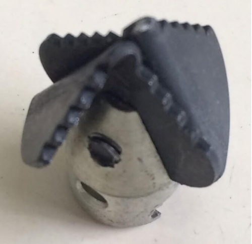 Ручное устройство для прочистки труб HAND TORO 22