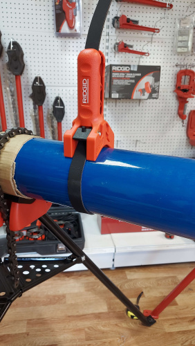 Ремешковый держатель для труб 42478  Ridgid