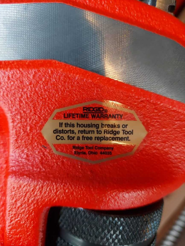 Прямой трубный ключ модель 12  2" 31015 Ridgid