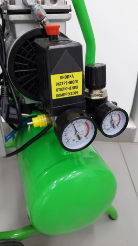 Компрессор ESSON PULSE 100 для промывки систем отопления и водоснабжения