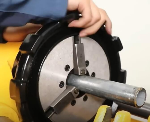 Электрический резьбонарезной станок HONGLI ZK50A (1/2"-2")