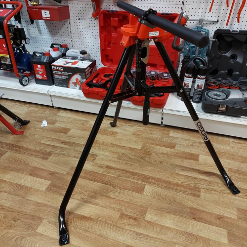Переносные цепные тиски Tristand модель 425    1/8-2 1/2"  16703 Ridgid