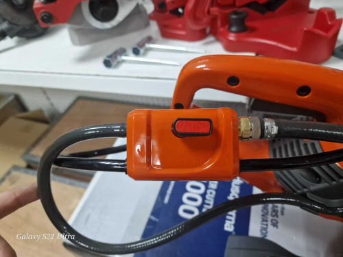 Резчик электрический Husqvarna K 4000 Wet