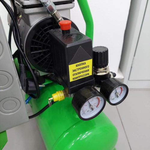 Компрессор ESSON PULSE 100 для промывки систем отопления и водоснабжения