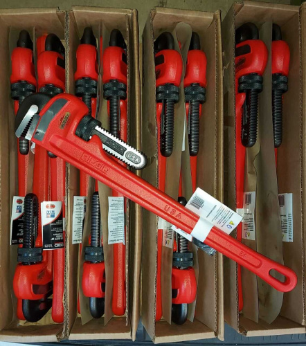 Прямой трубный ключ модель 18  2,5"     31025 Ridgid